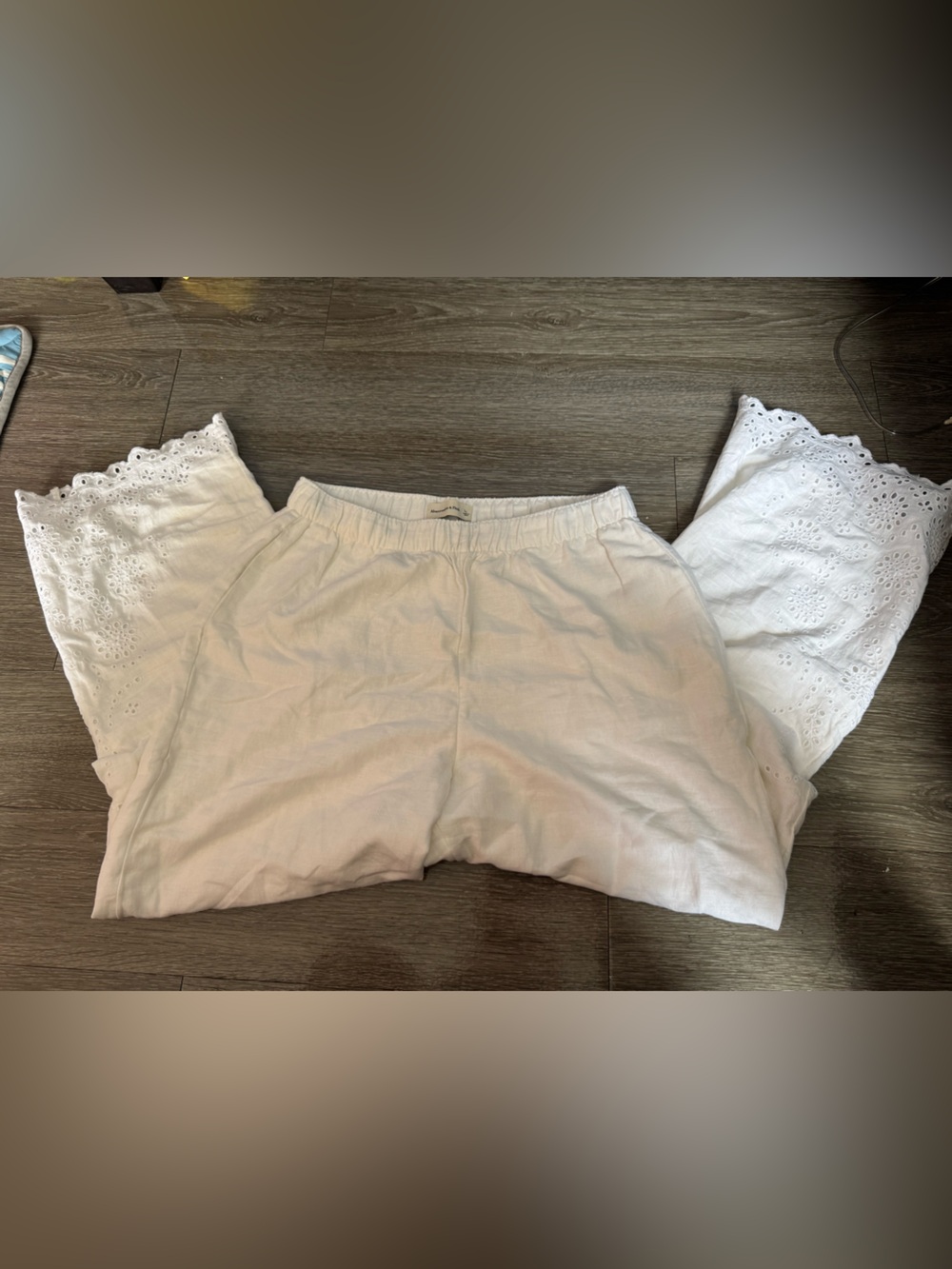 Abercrombie & Fitch White Eyelet Wide-Leg Shorts